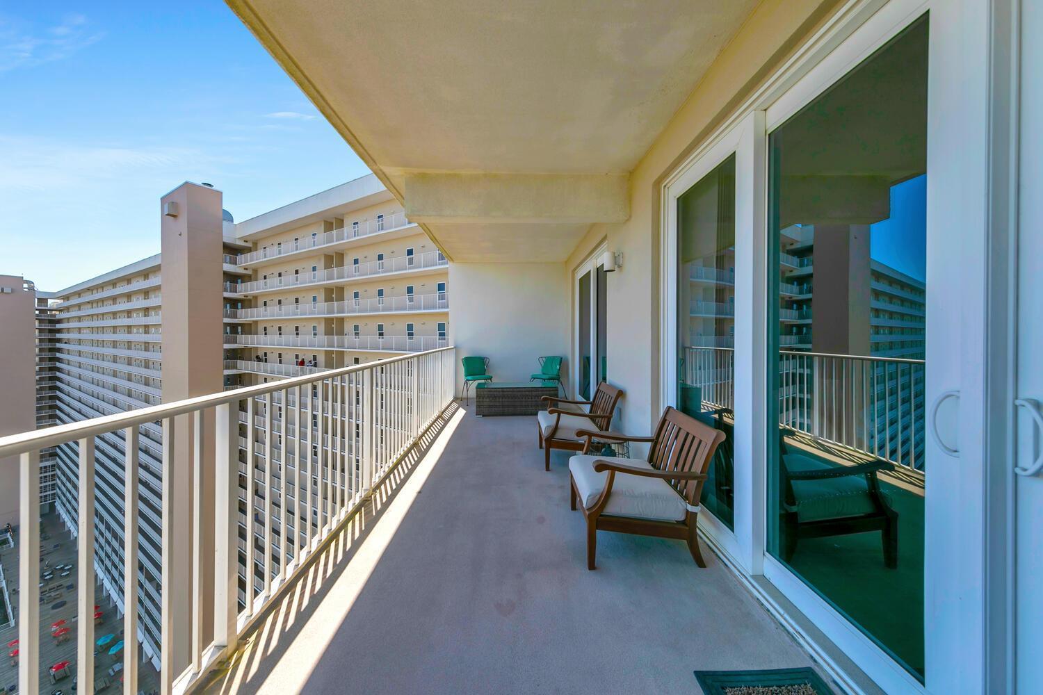 Laketown Wharf 1829 By Emerald Coast Retreats Holiday home Panama City Beach