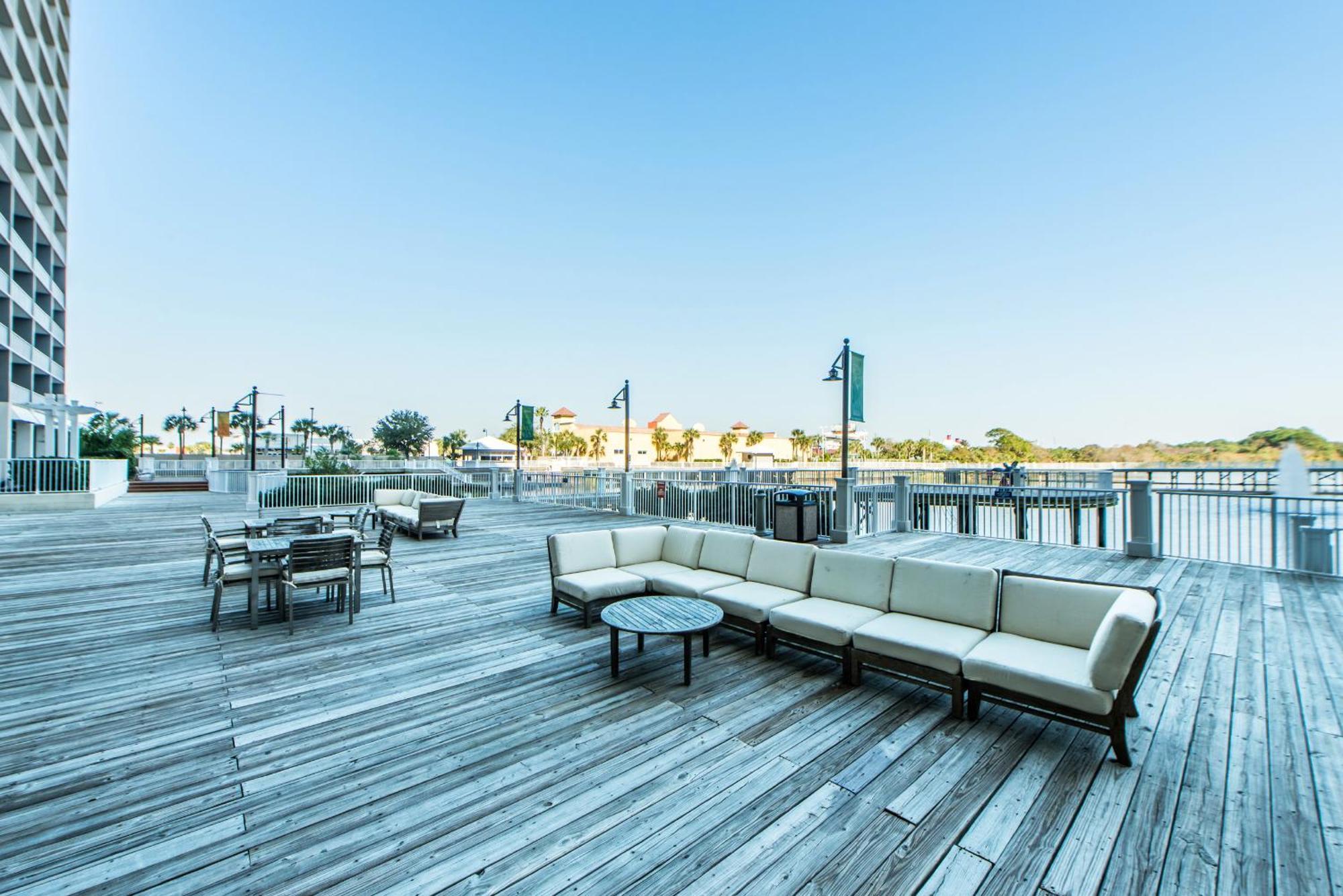 Laketown Wharf 1829 By Emerald Coast Retreats Holiday home